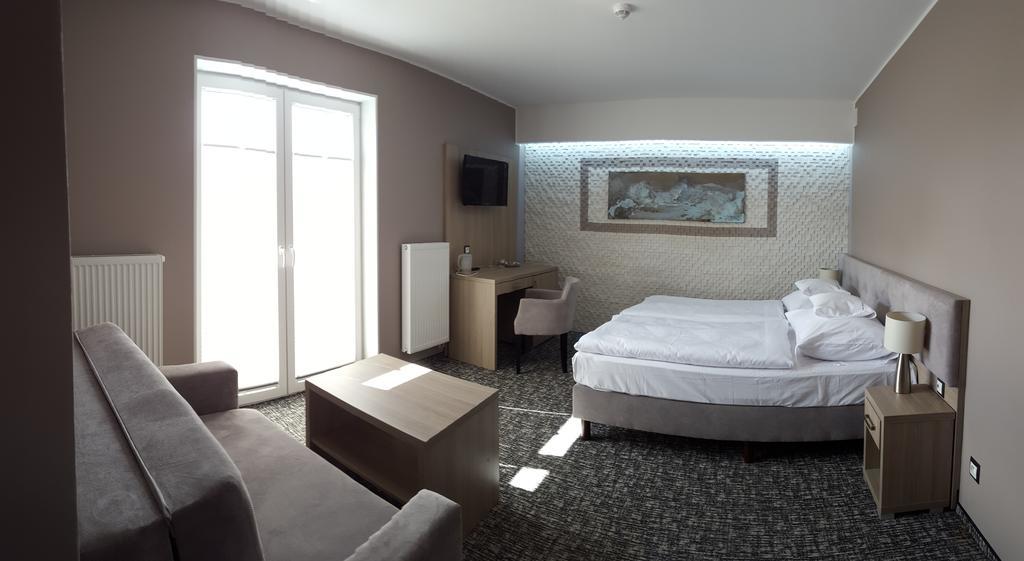 Laura Spa Lagow  Room photo