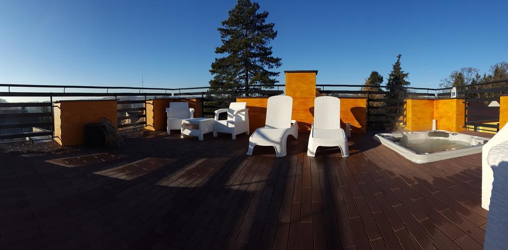 Laura Spa Lagow  Exterior photo